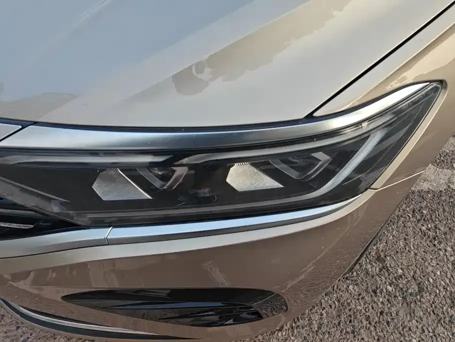 Volkswagen Passat — фото 3