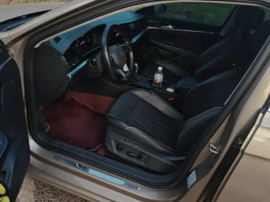 Volkswagen Passat — фото 4