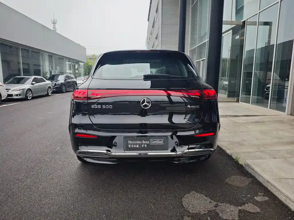 Mercedes-Benz EQS SUV — фото 4