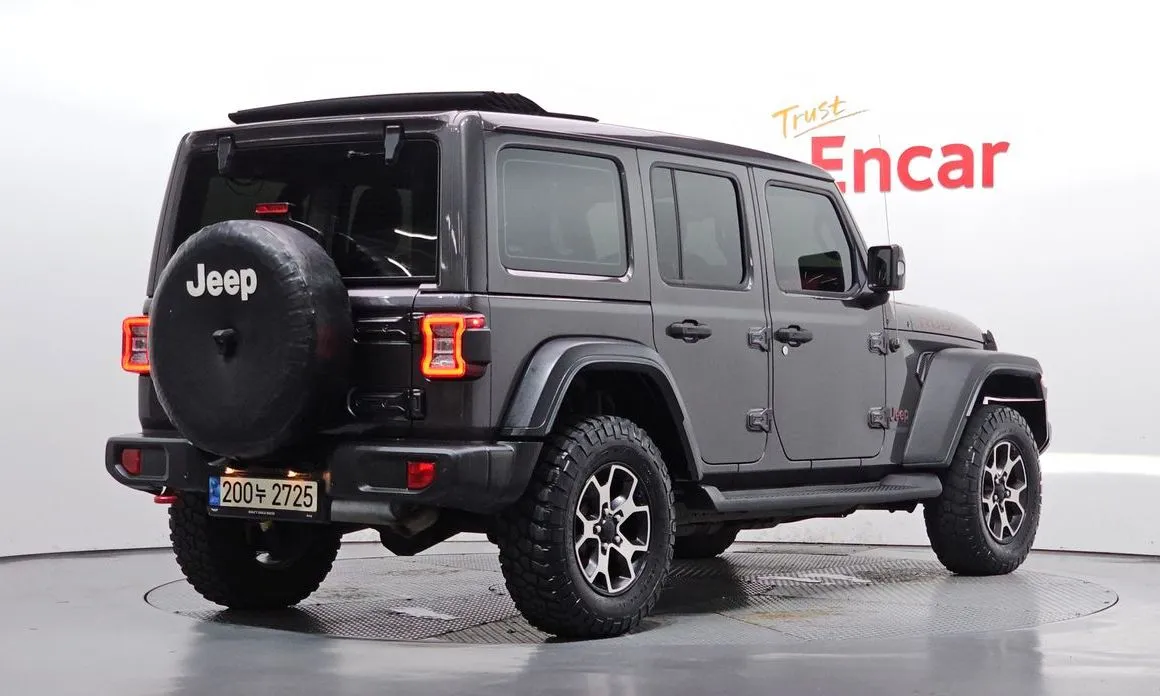 Jeep Wrangler — фото 5