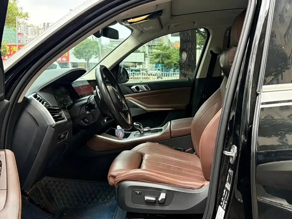 BMW X5 (Import) — фото 6