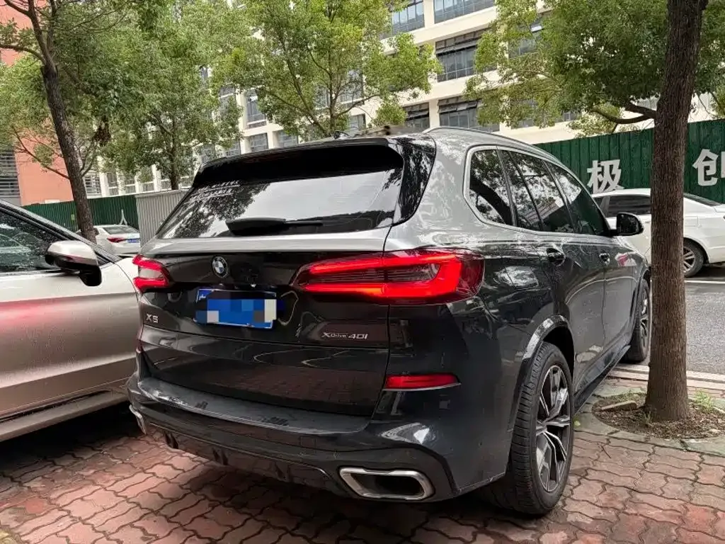 BMW X5 (Import) — фото 8