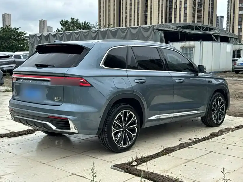 Geely Xingyue L — фото 9