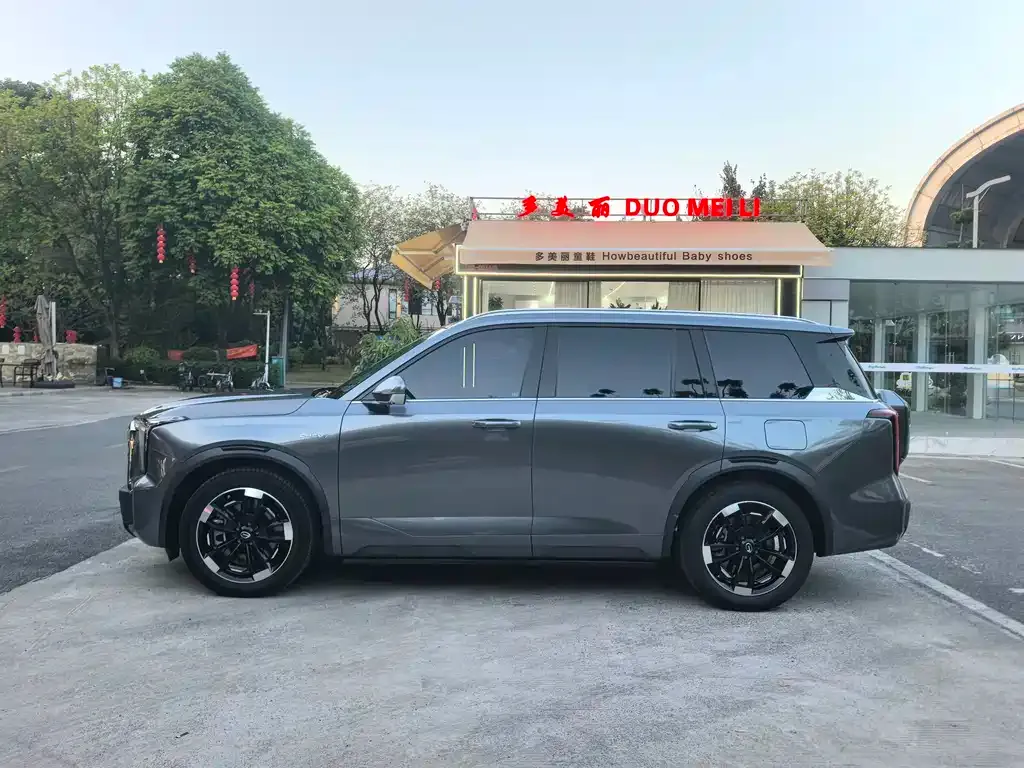 GAC Motor Trumpchi ES9 — фото 10
