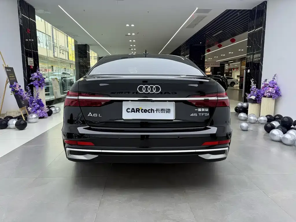 Audi A6L — фото 2