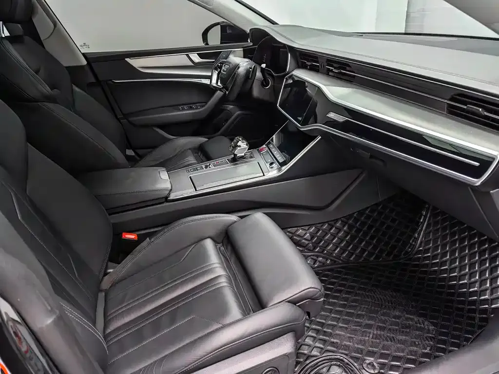 Audi A7 — фото 8