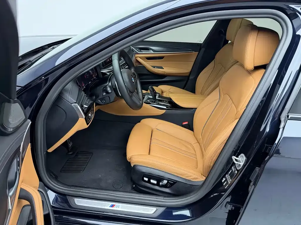 BMW 5 Series (Import) — фото 9