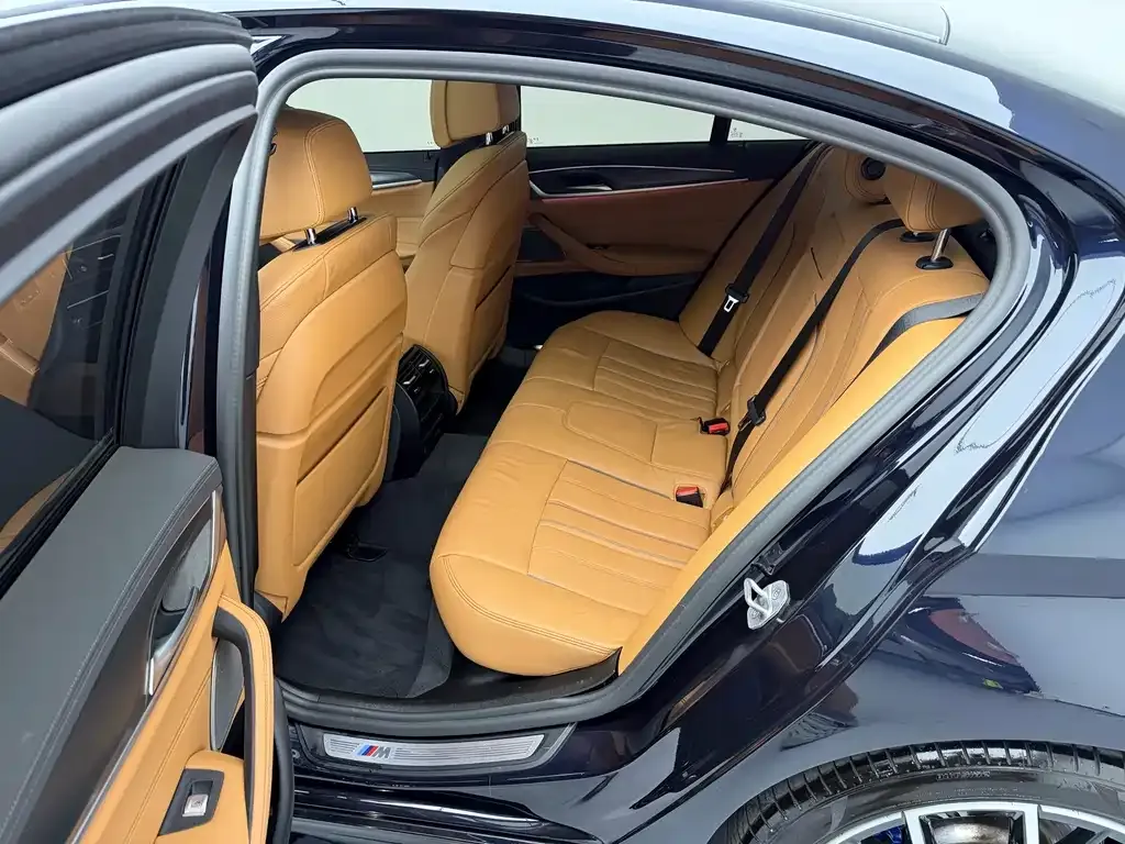 BMW 5 Series (Import) — фото 5