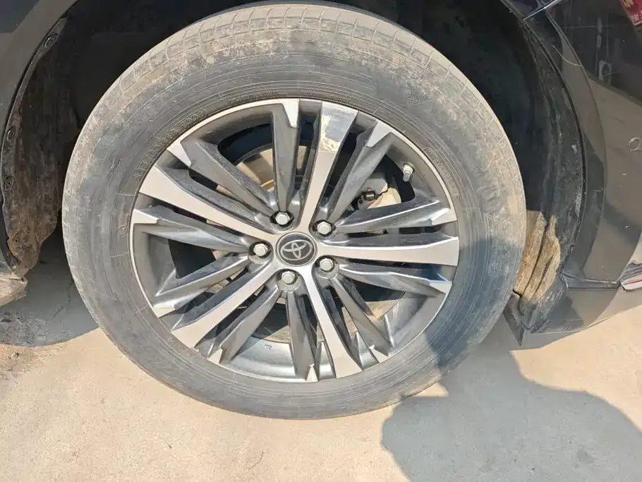 Toyota Venza — фото 6