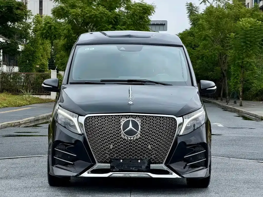 Mercedes-Benz V-Class — фото 3