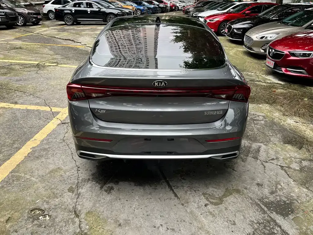 Kia K5 — фото 8