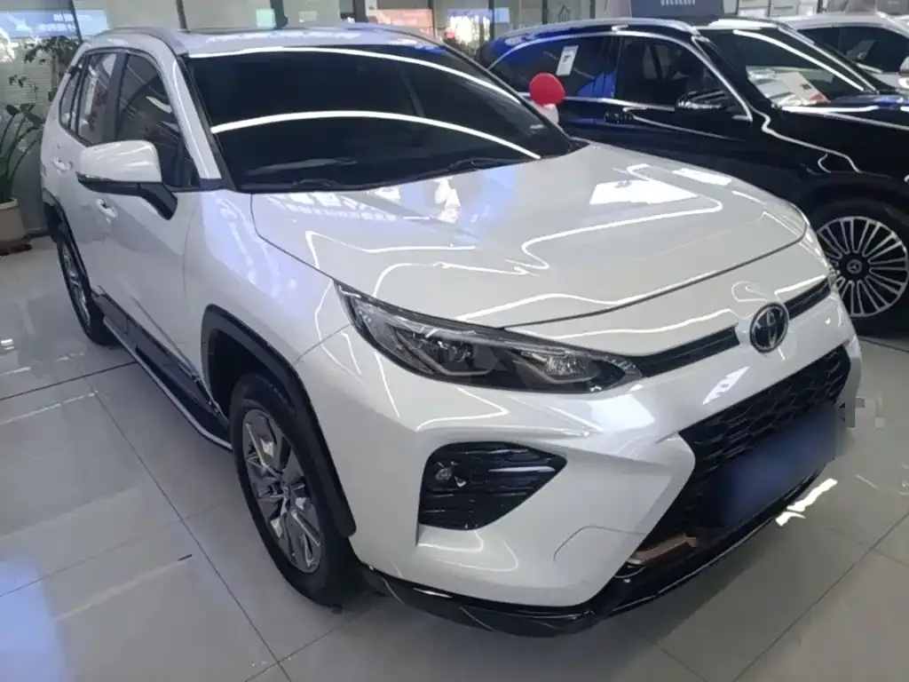 Toyota Wildlander — фото 5
