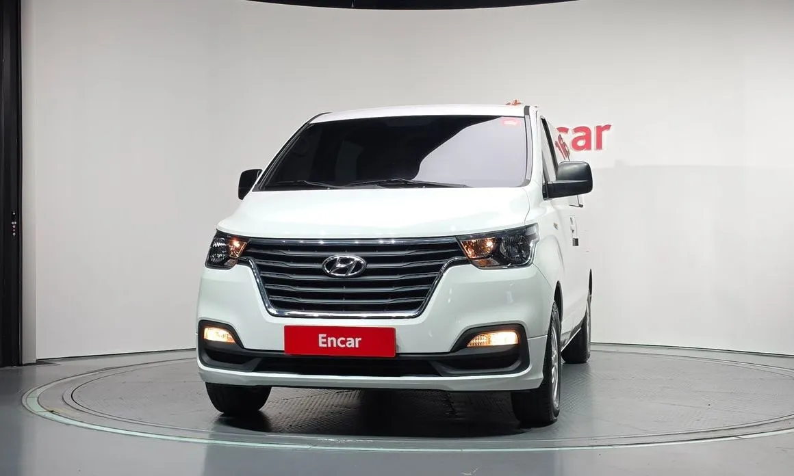Hyundai Starex — фото 6