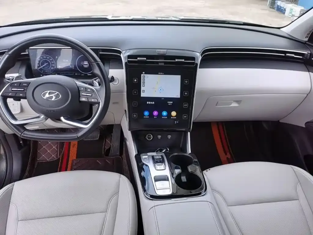 Hyundai Tucson — фото 9