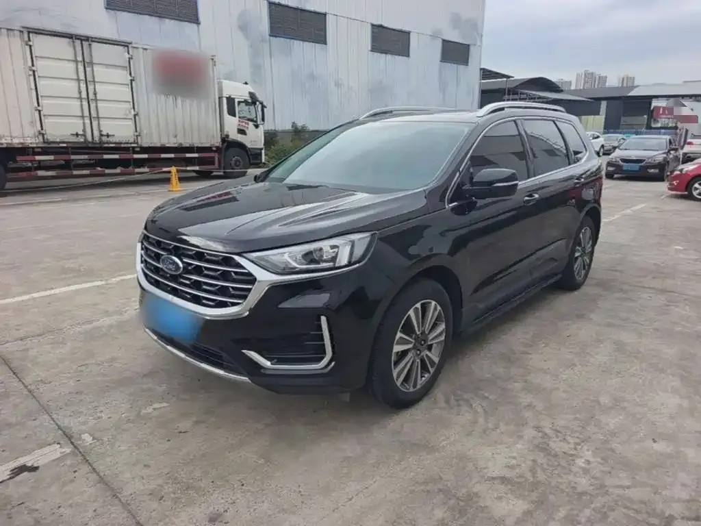 Ford Edge — фото 10
