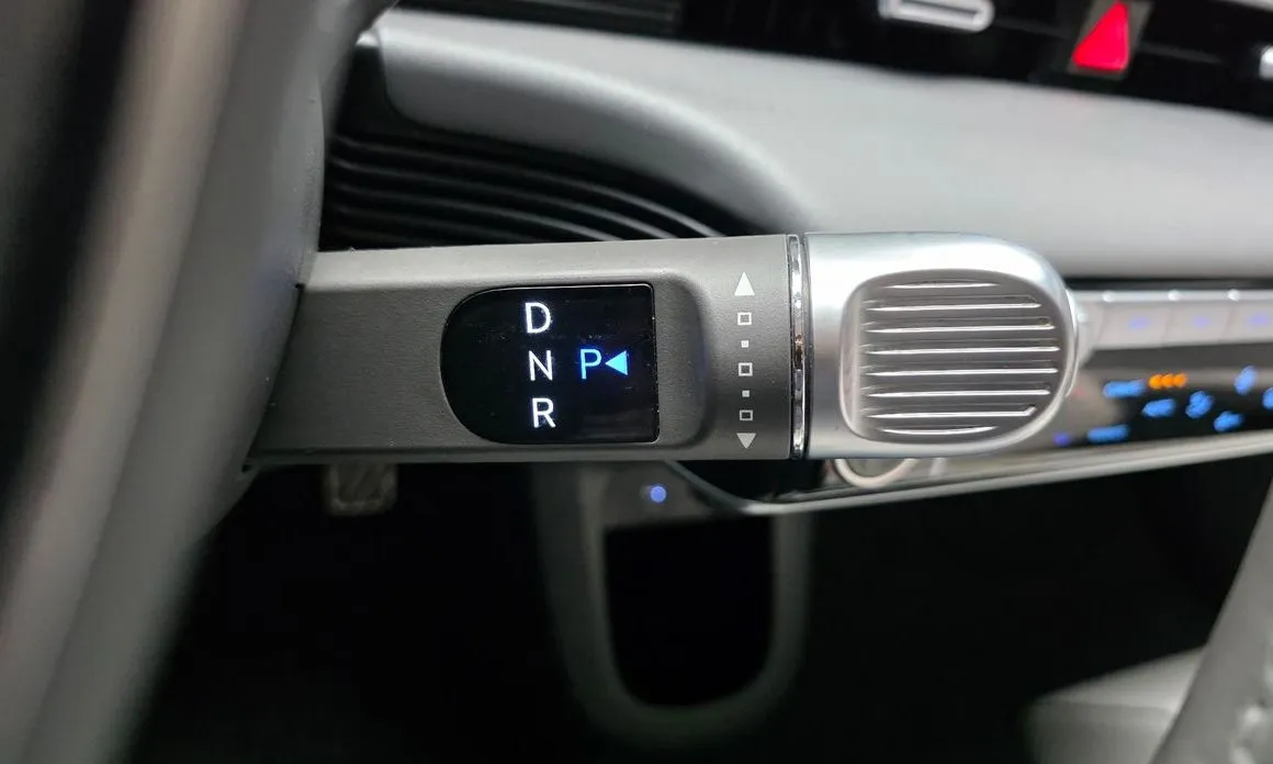 Hyundai Ioniq5 — фото 4