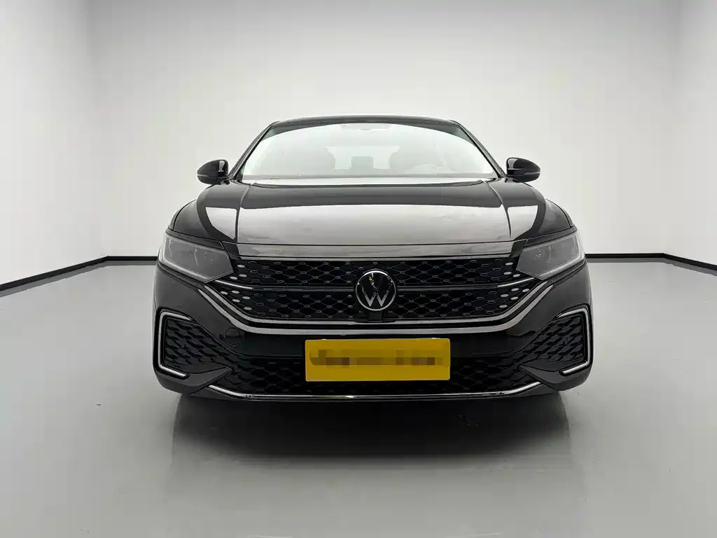 Volkswagen Passat — фото 9