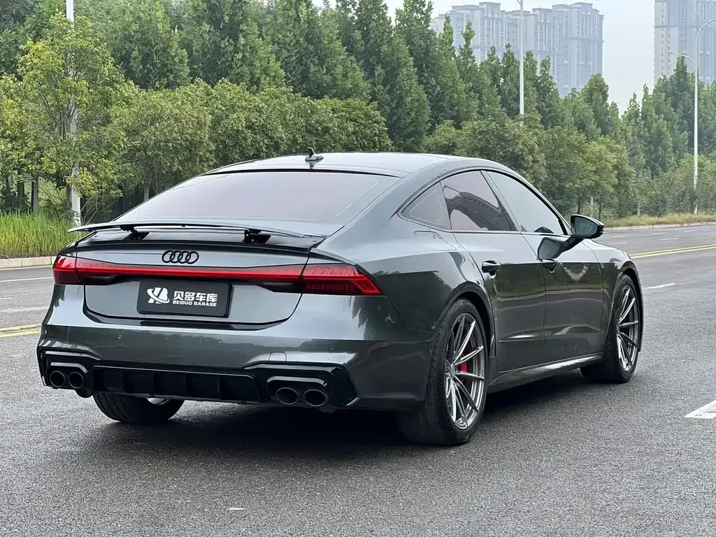 Audi A7 — фото 3