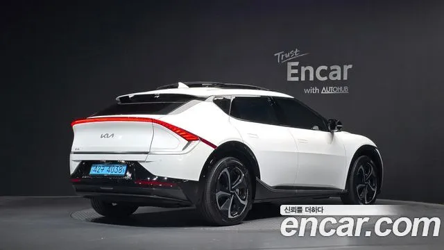 Kia EV6 — фото 3