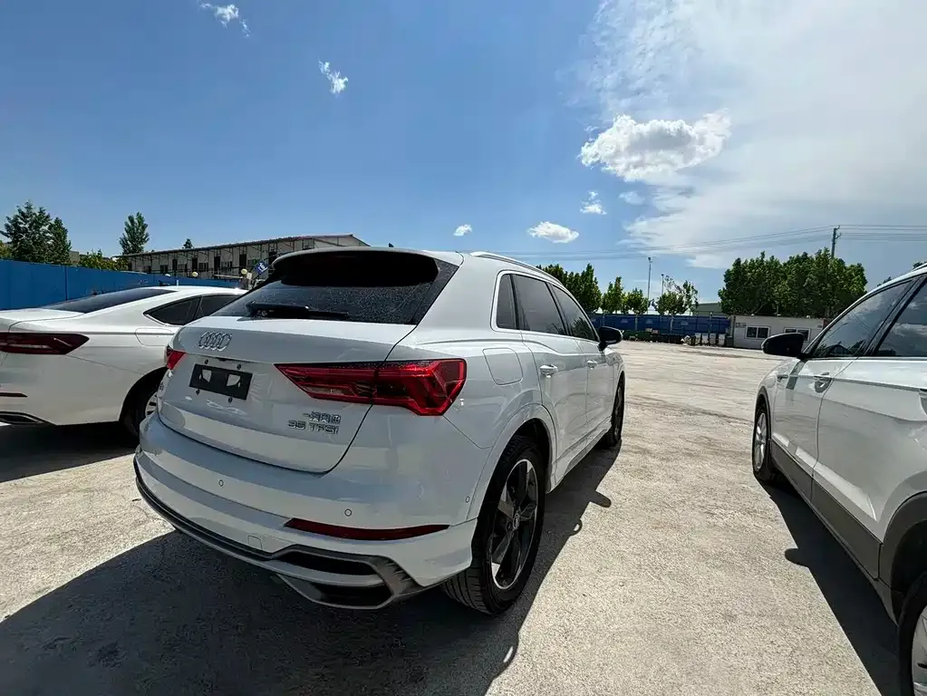 Audi Q3 — фото 2