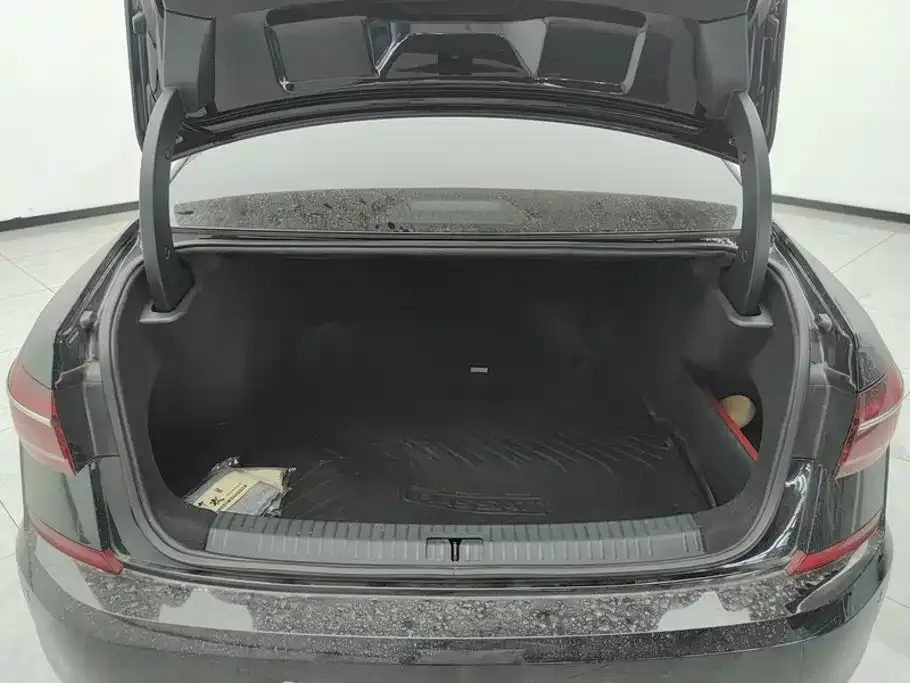 Volkswagen Passat — фото 2