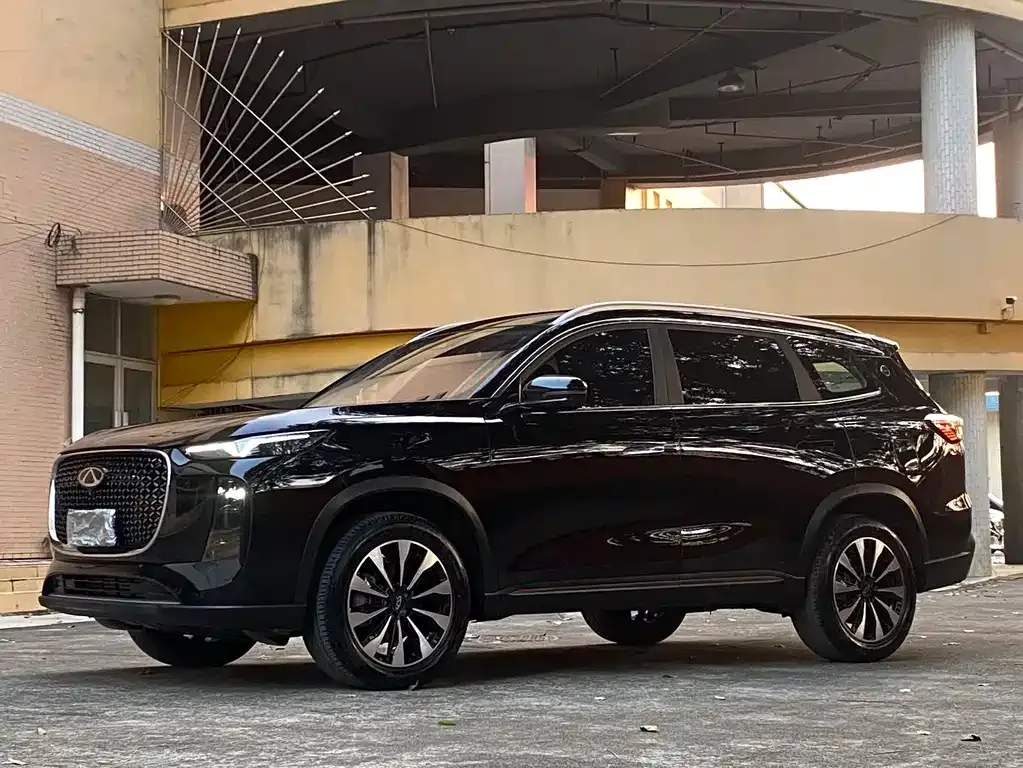 Chery Tiggo 8 PLUS — фото 1
