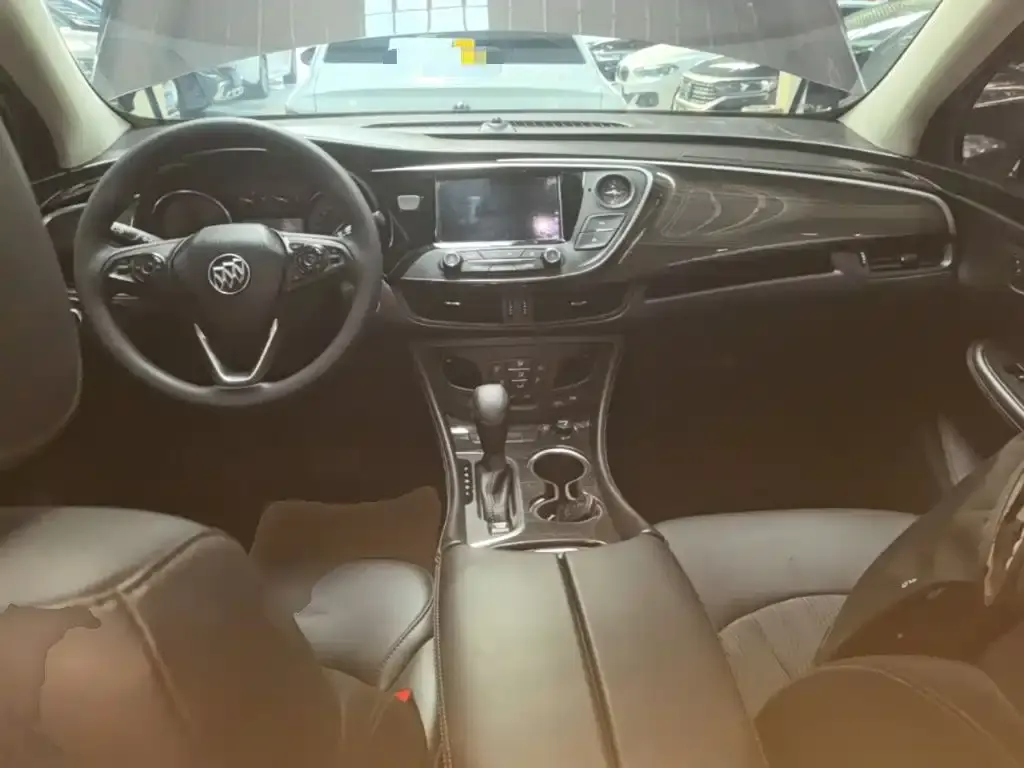 Buick Envision Plus — фото 4