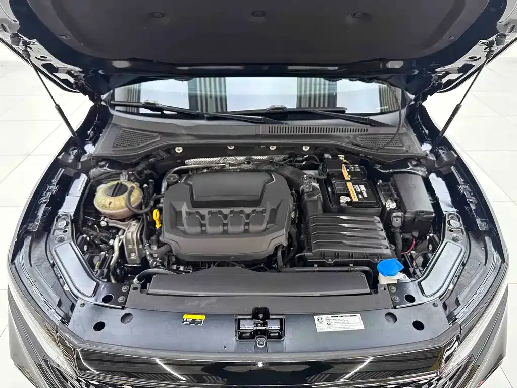 Volkswagen Passat — фото 8