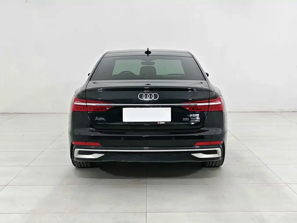 Audi A6L — фото 6