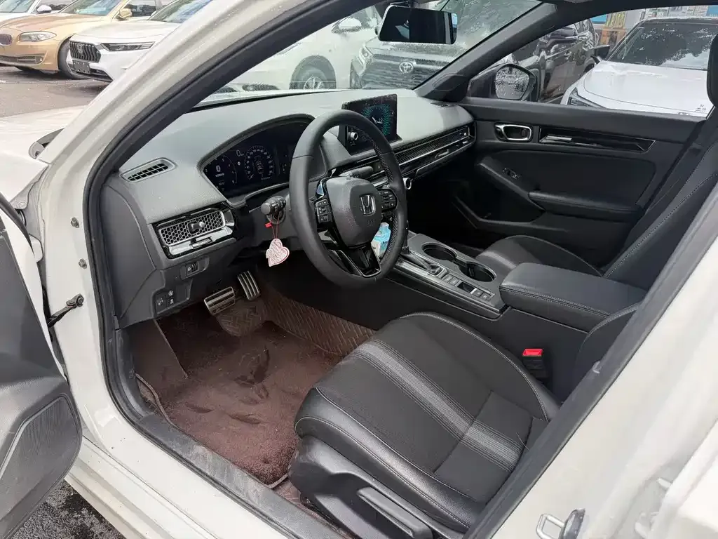 Honda Civic — фото 4