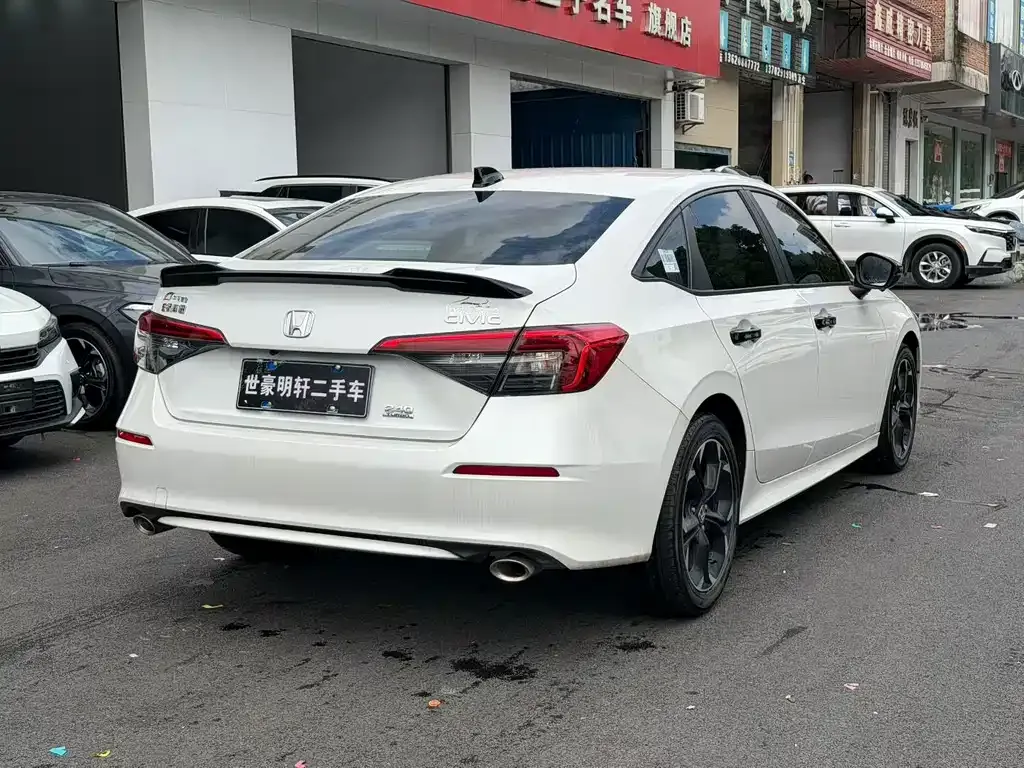 Honda Civic — фото 8