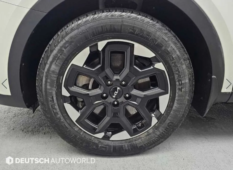 Kia Sorento — фото 7