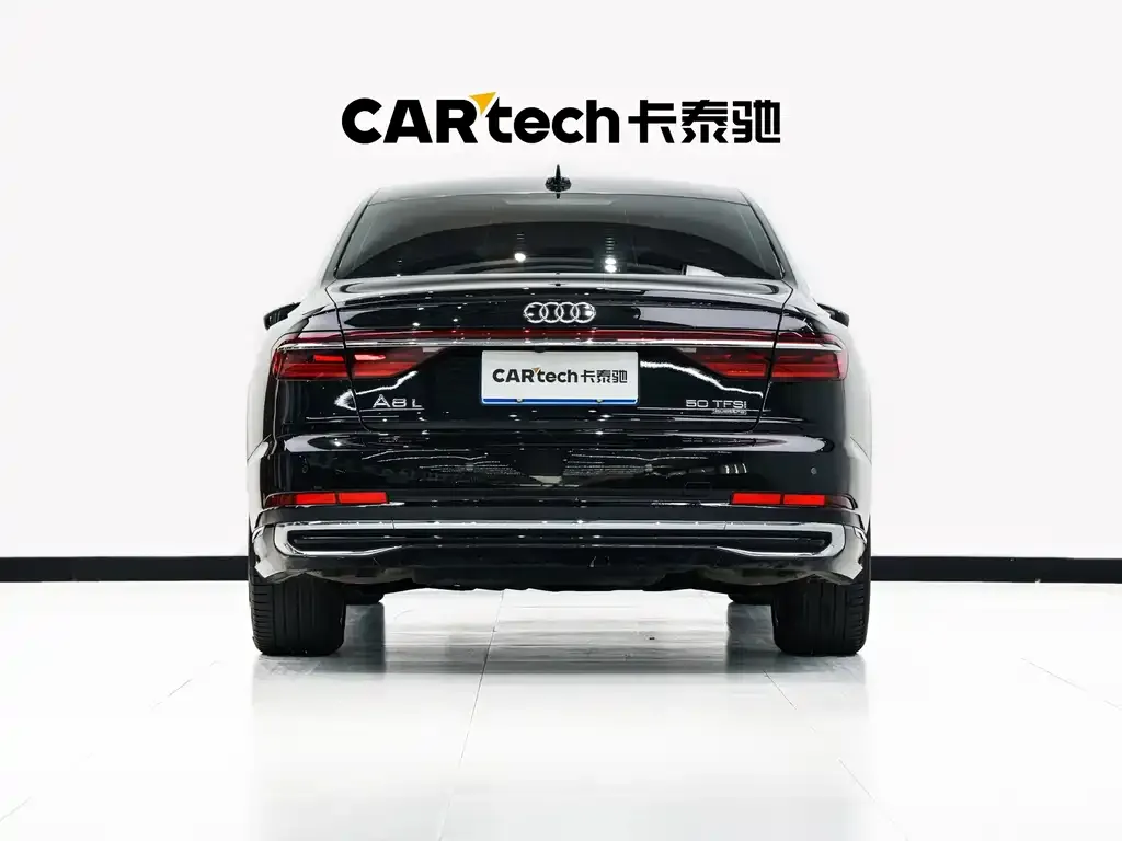 Audi A8 — фото 6