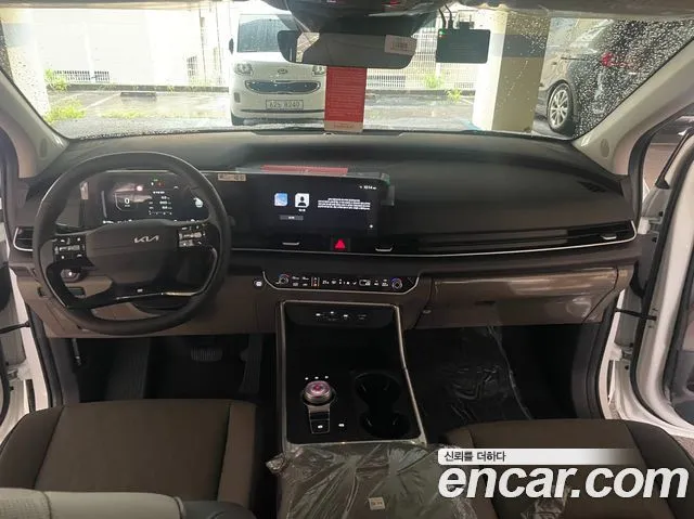 Kia Carnival — фото 4