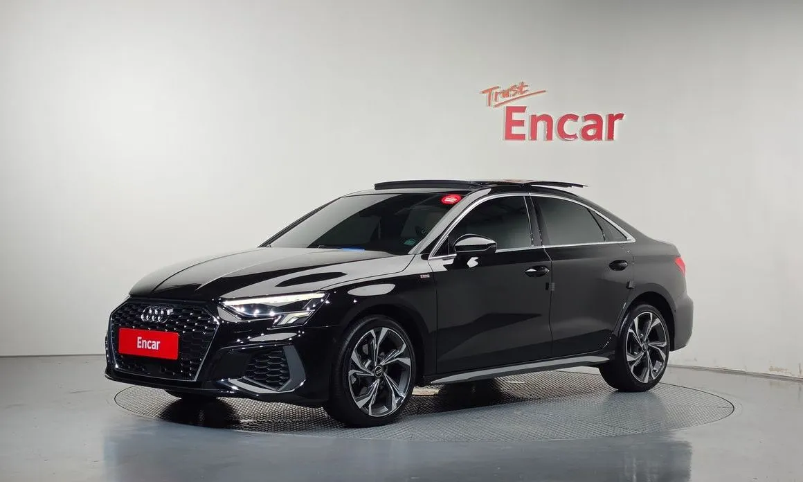 Audi A3 — фото 1