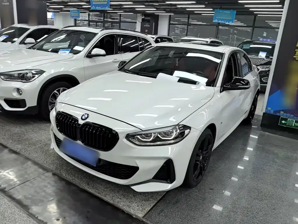 BMW 1 Series — фото 1
