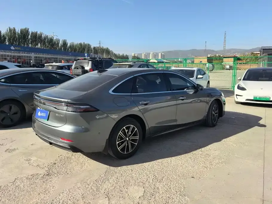 Geely Galaxy A7 EM — фото 3