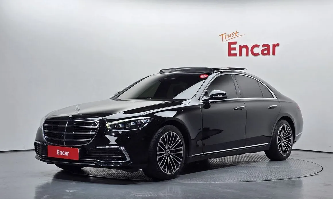 Mercedes-Benz S-Class — фото 1