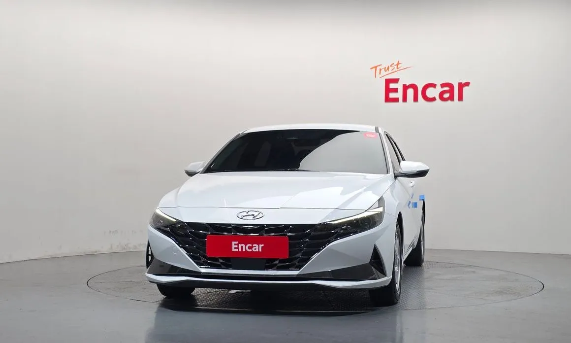 Hyundai AVANTE — фото 2