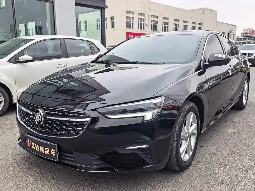 Buick Regal — фото 1
