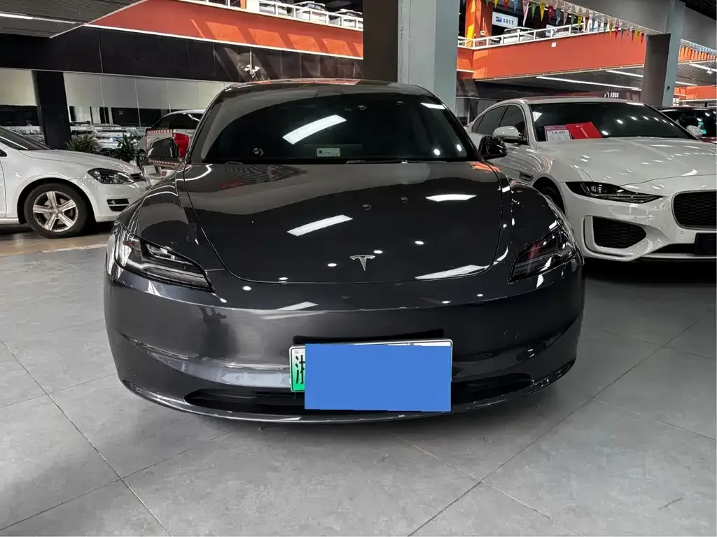 Tesla Model 3 — фото 6