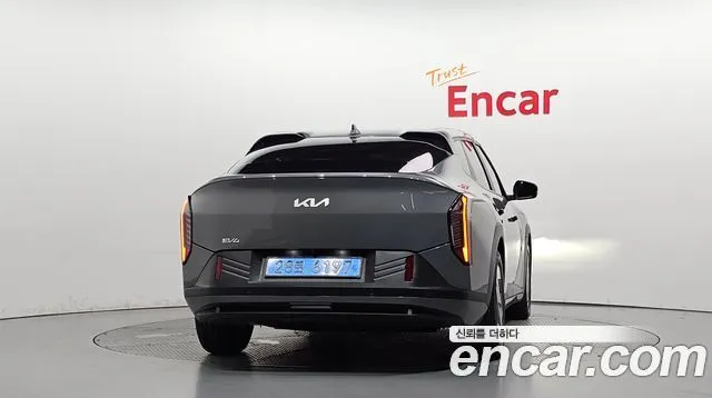 Kia EV4 — фото 2