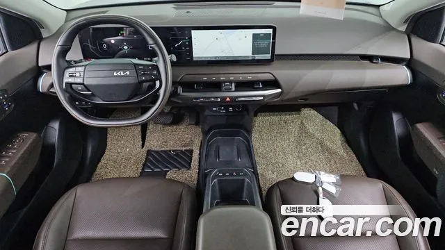 Kia EV4 — фото 9