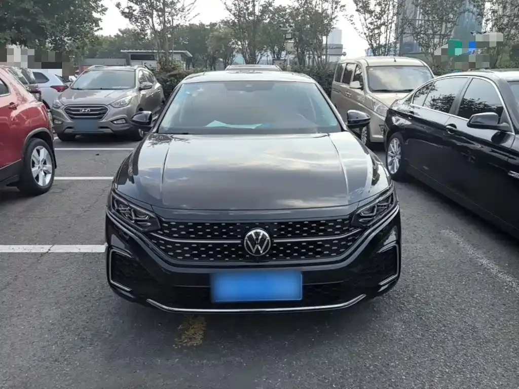 Volkswagen Passat — фото 9