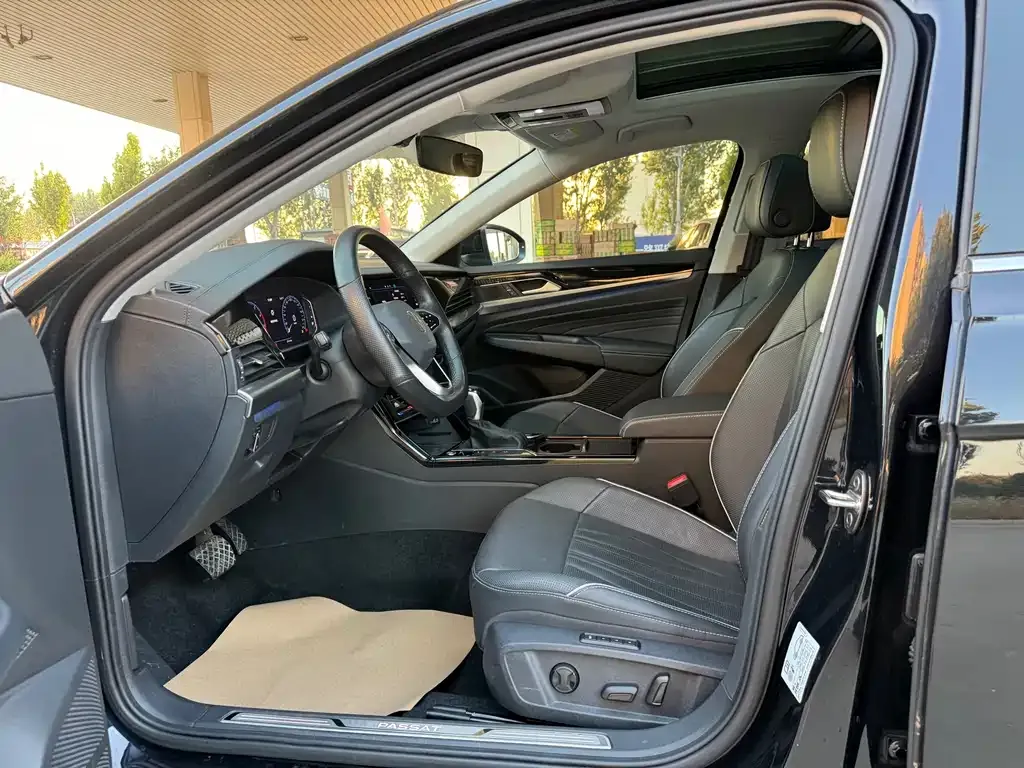 Volkswagen Passat — фото 10