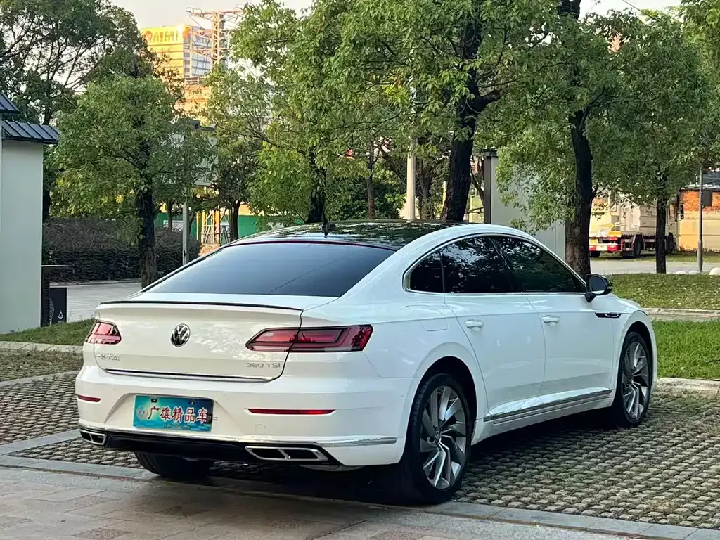 Volkswagen CC — фото 6