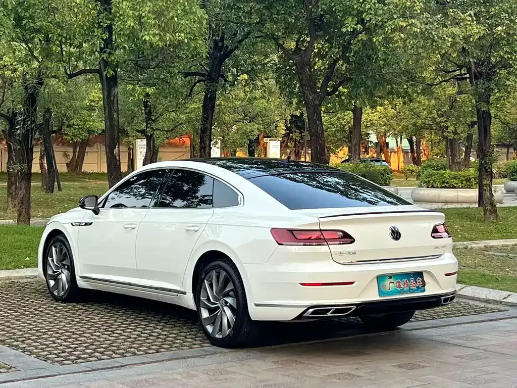 Volkswagen CC — фото 3