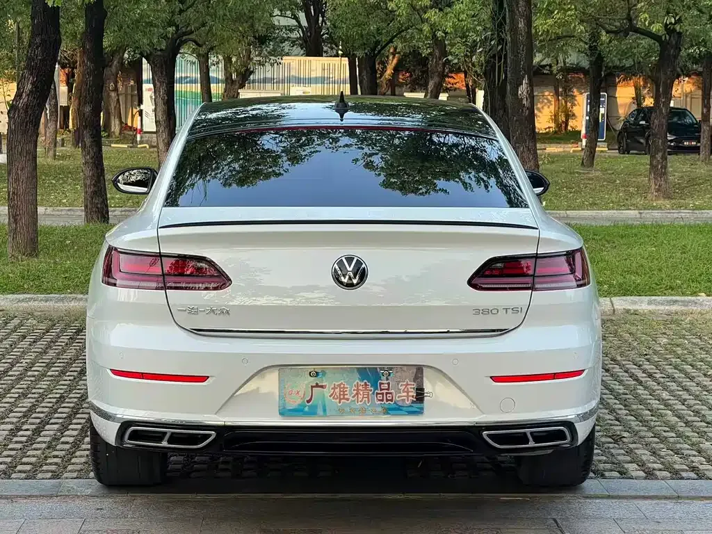 Volkswagen CC — фото 9