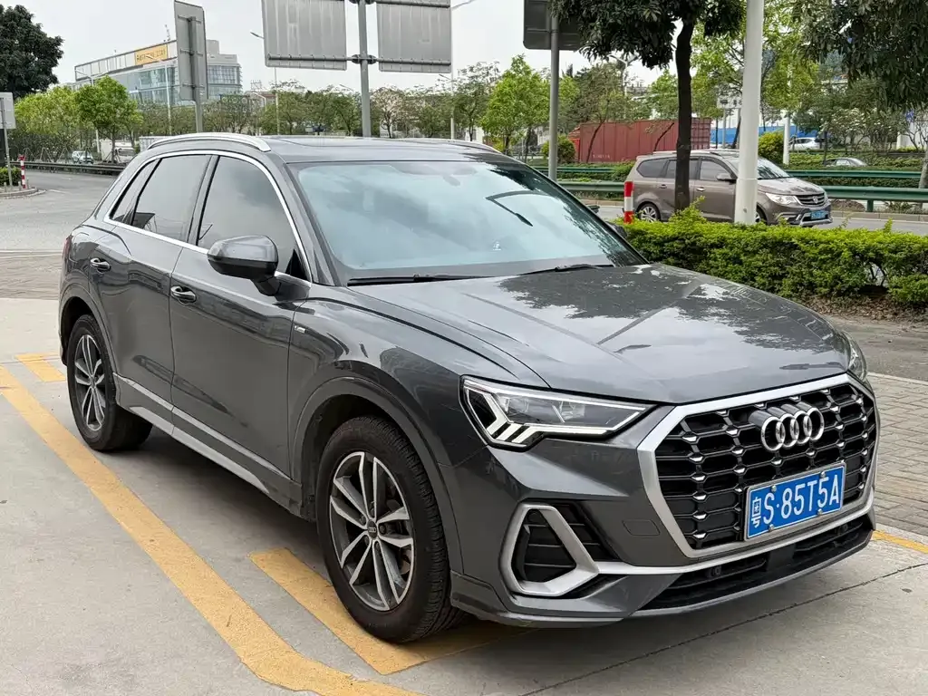 Audi Q3 — фото 4