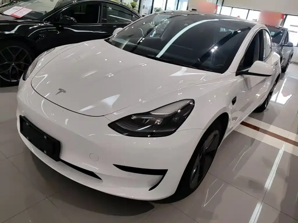 Tesla Model 3 — фото 6